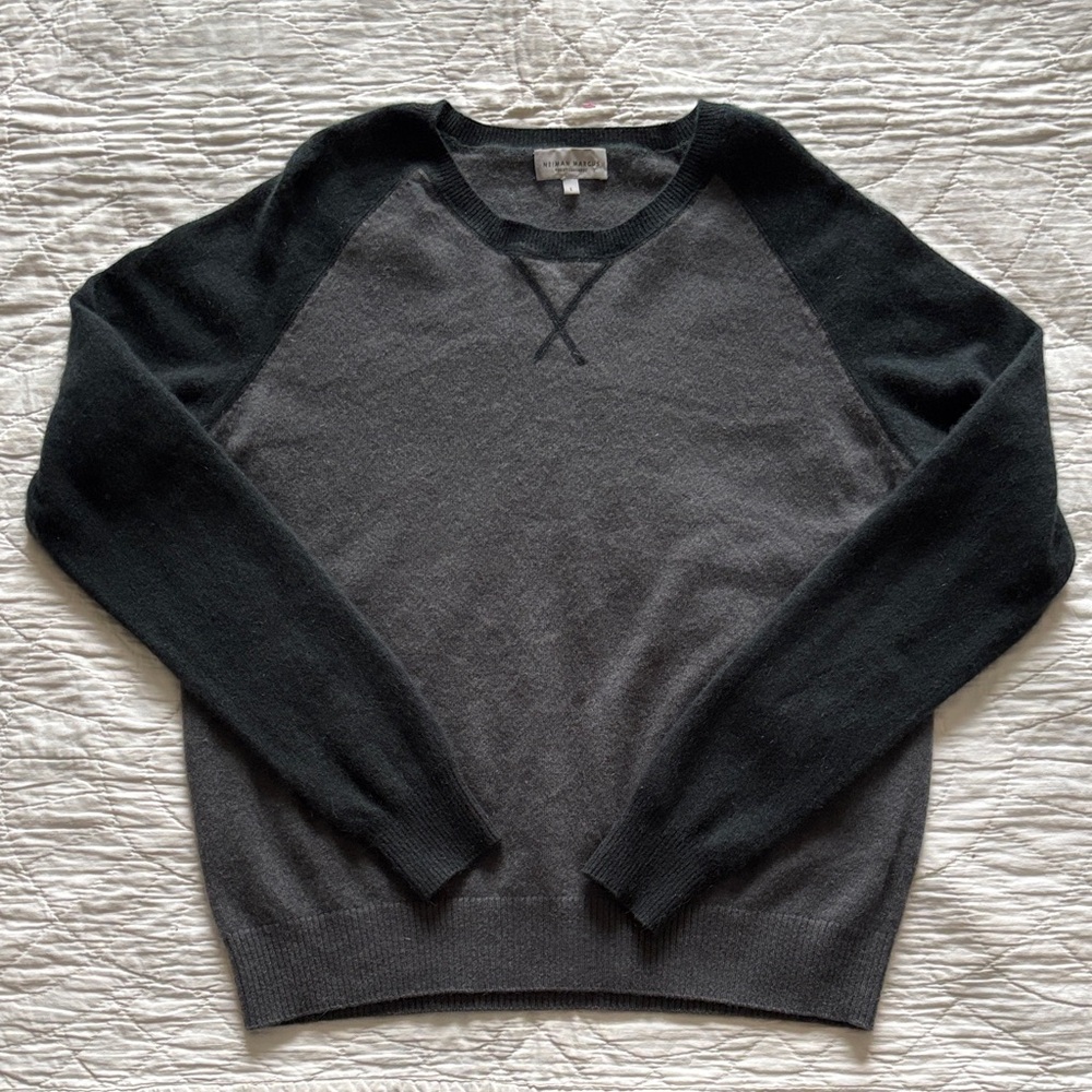 Neiman Marcus Cashmere Sweater